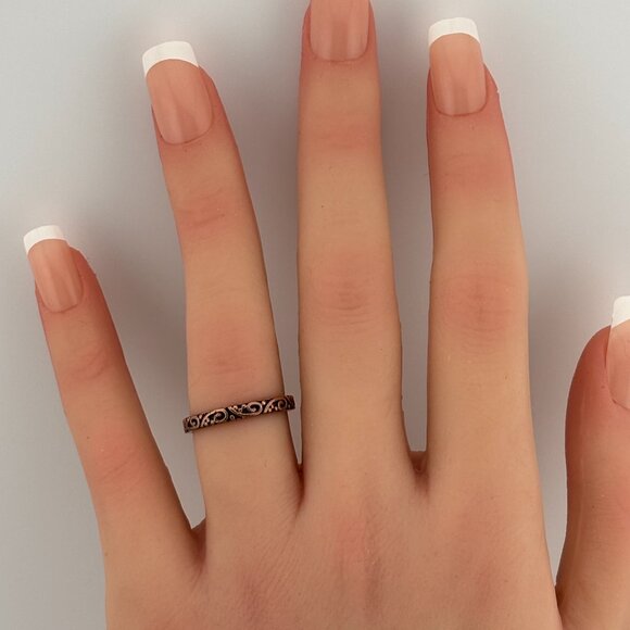 Copper coloured thin band ring - Picture 3 of 3